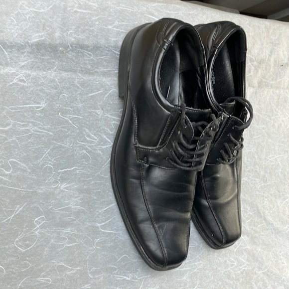 Men’s size 10 Black Oxfords with Square Toe dress shoes - Picture 4 of 12